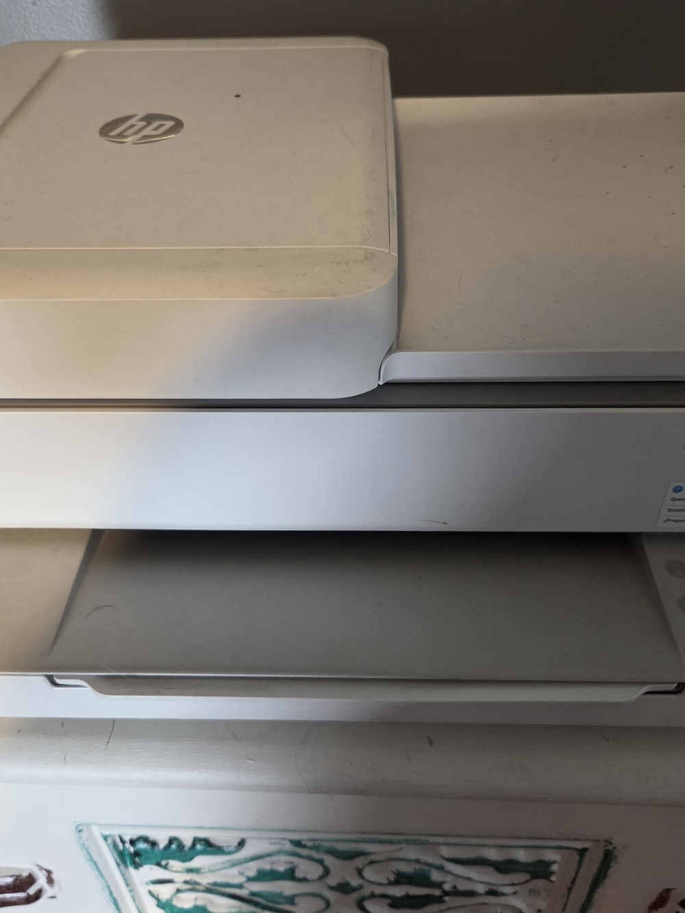 HP White Multifunction Wireless Printer (Top-Load Scanner)